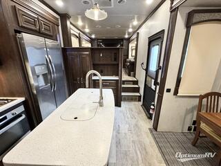 2019 Heartland Bighorn 3950FL RV Photo 2