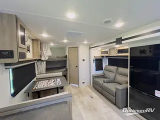 2025 Palomino Puma 25BHS RV Photo 2