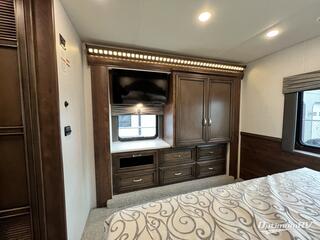 2022 Newmar Bay Star 3626 RV Photo 4