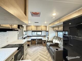 2025 Ember E-Series 25RUD RV Photo 4