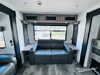 2025 Palomino Puma 31RLQS RV Photo 2