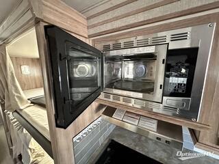 2019 Entegra Odyssey 31F RV Photo 3