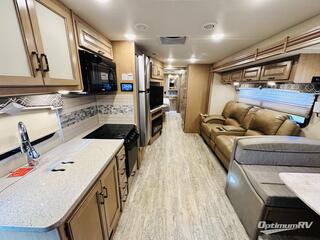 2019 Four Winds Hurricane 35M RV Photo 2