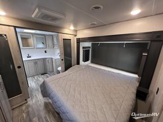 2022 Keystone alpine 3700FL RV Photo 4