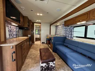 2015 Thor ACE 30.1 RV Photo 2