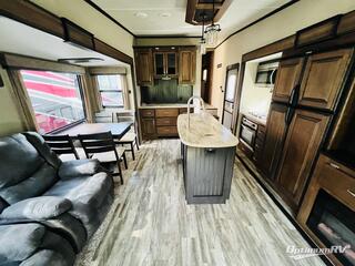 2018 Grand Design Reflection 327RST RV Photo 2