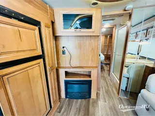 2017 NeXus Bentley 34B RV Photo 4