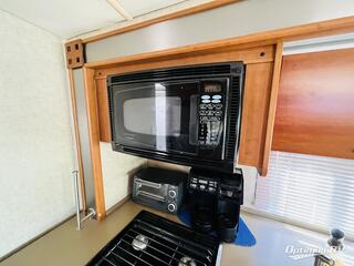 2008 Fleetwood Icon 24A RV Photo 3