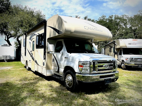 Used 2017 Thor Chateau 28Z Featured Photo