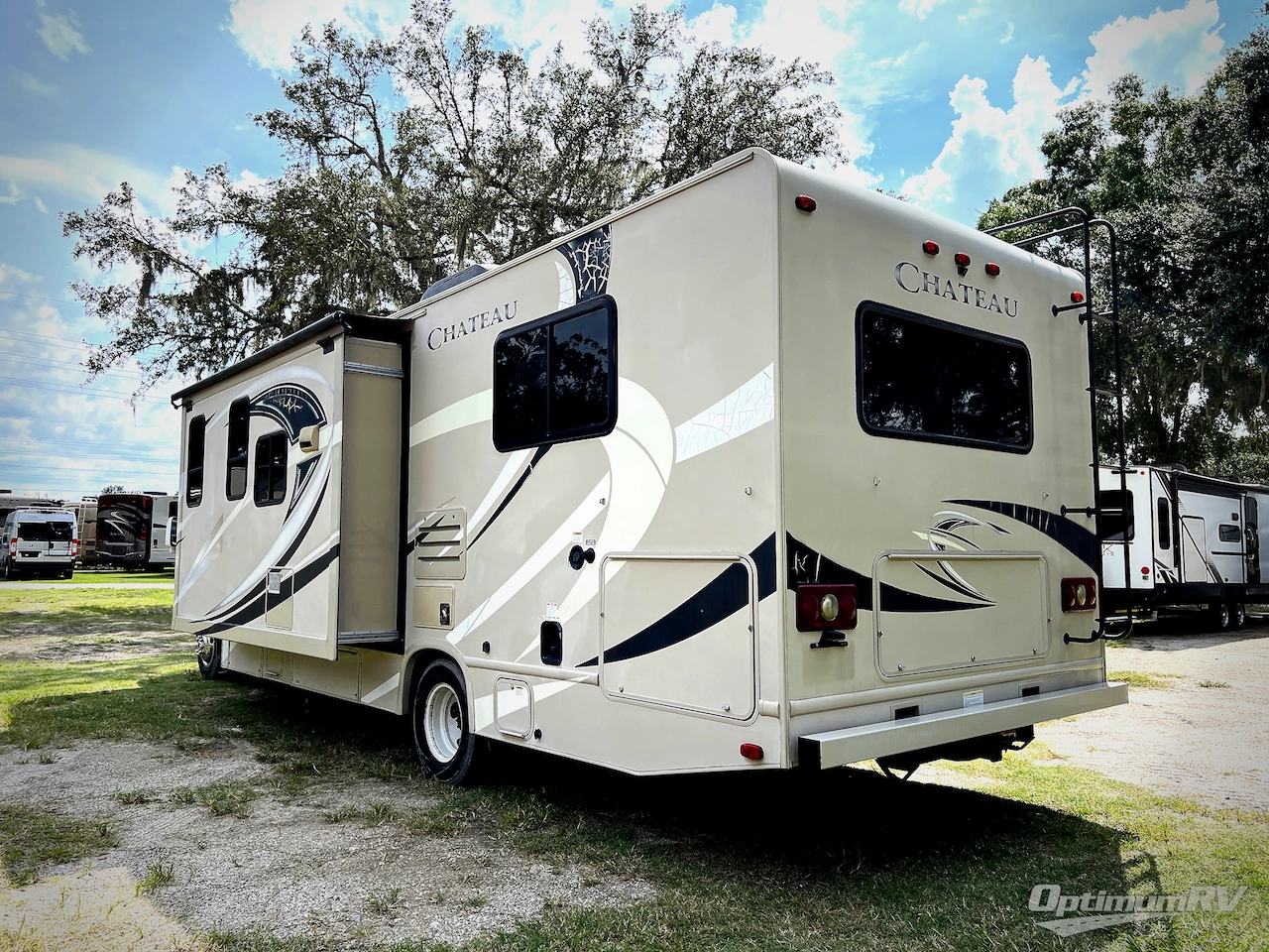2017 Thor Chateau 28Z Photo 2