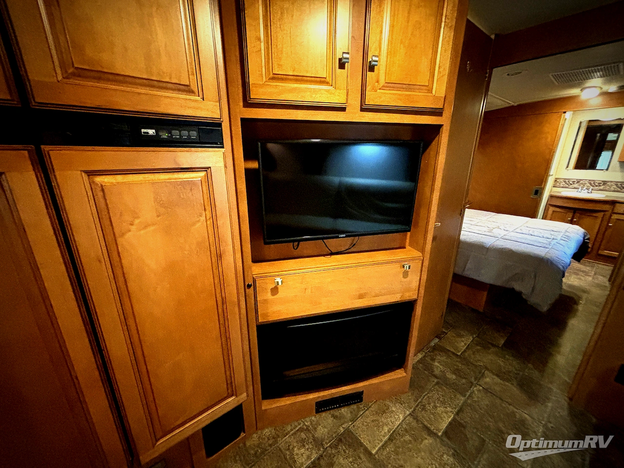 2014 Itasca Sunstar 35F Photo 13