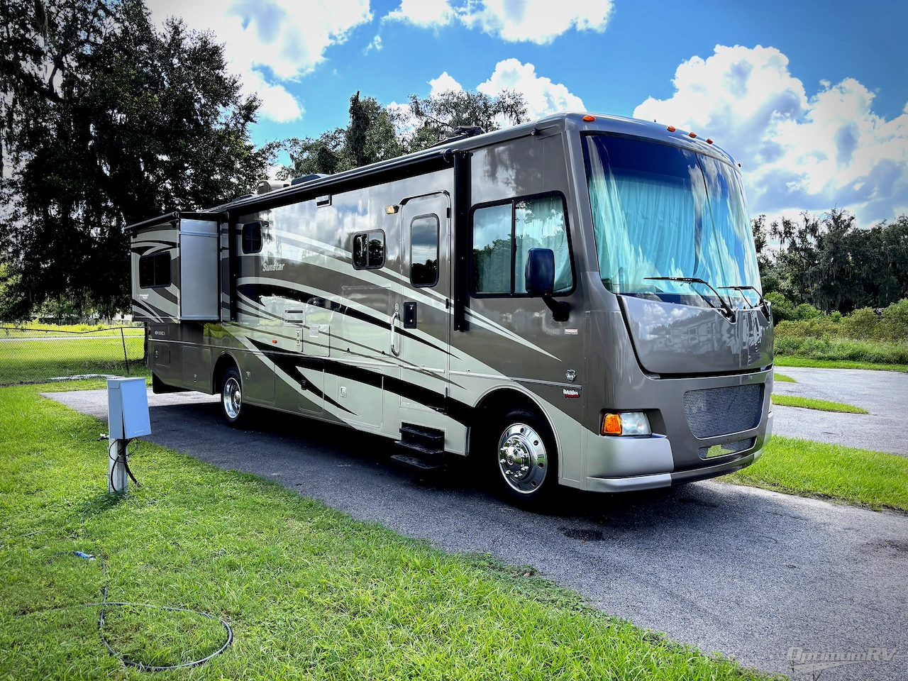 2014 Itasca Sunstar 35F Photo 1