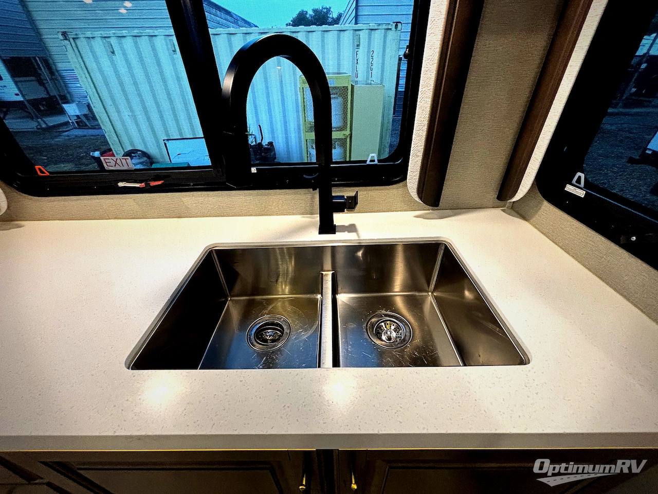 2022 Grand Design Solitude 280RK Photo 14