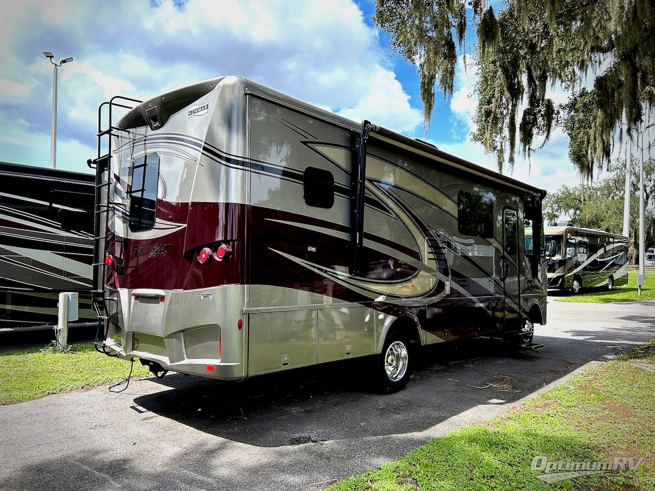 2020 Newmar Bay Star Sport 2813 Photo 2