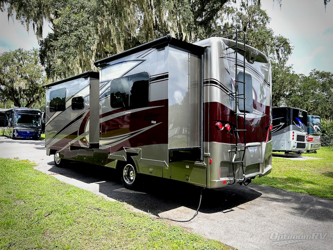 2020 Newmar Bay Star Sport 2813 Photo 3