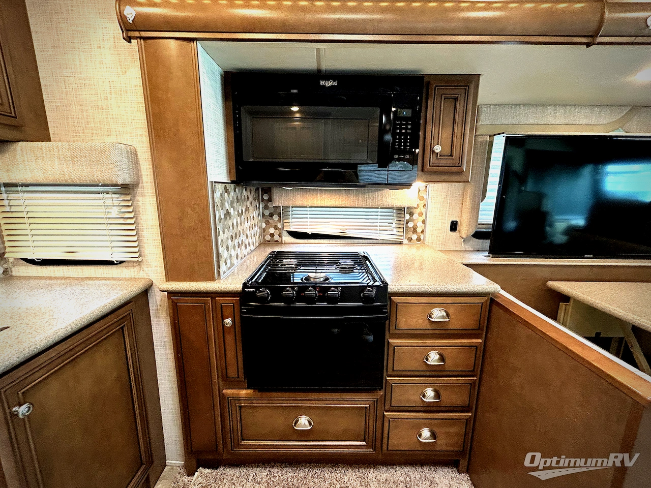 2020 Newmar Bay Star Sport 2813 Photo 13