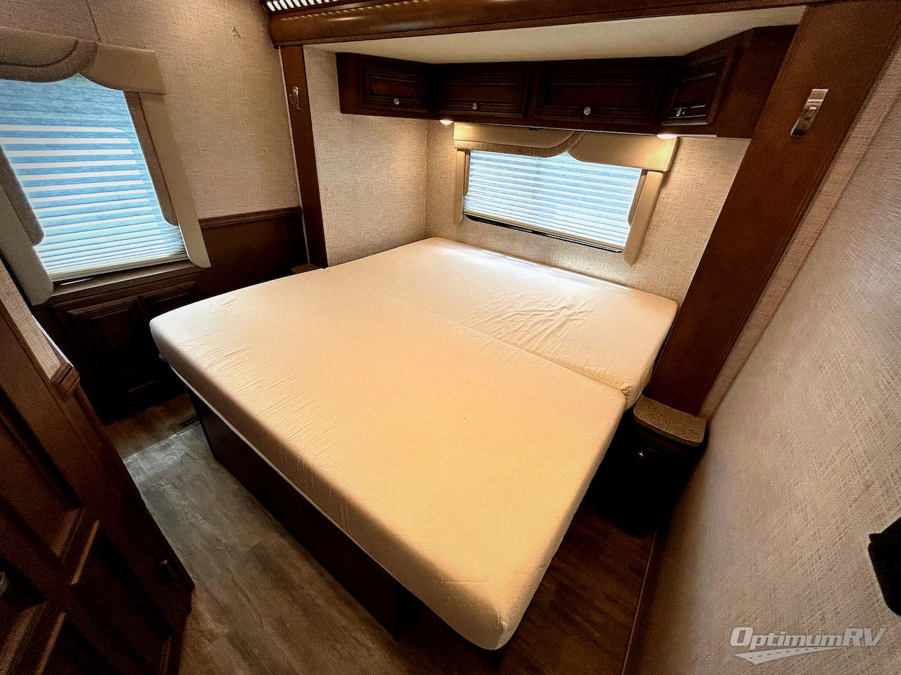 2020 Newmar Bay Star Sport 2813 Photo 18