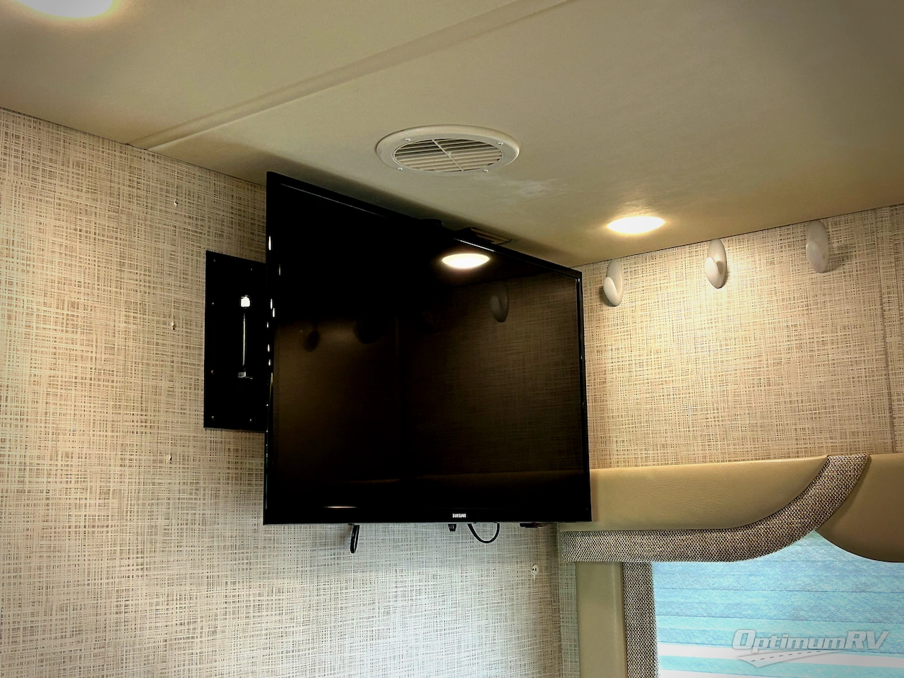 2020 Newmar Bay Star Sport 2813 Photo 19