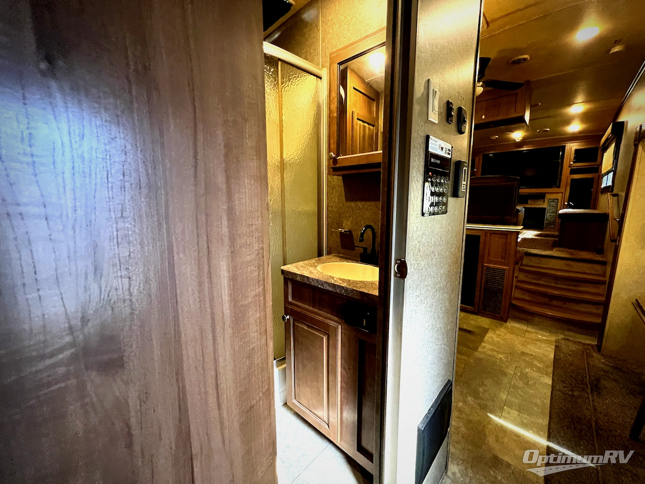 2018 Forest River Rockwood Signature Ultra Lite 8297S Photo 20