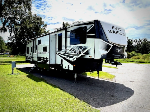 Used 2023 Heartland Road Warrior 397 Featured Photo