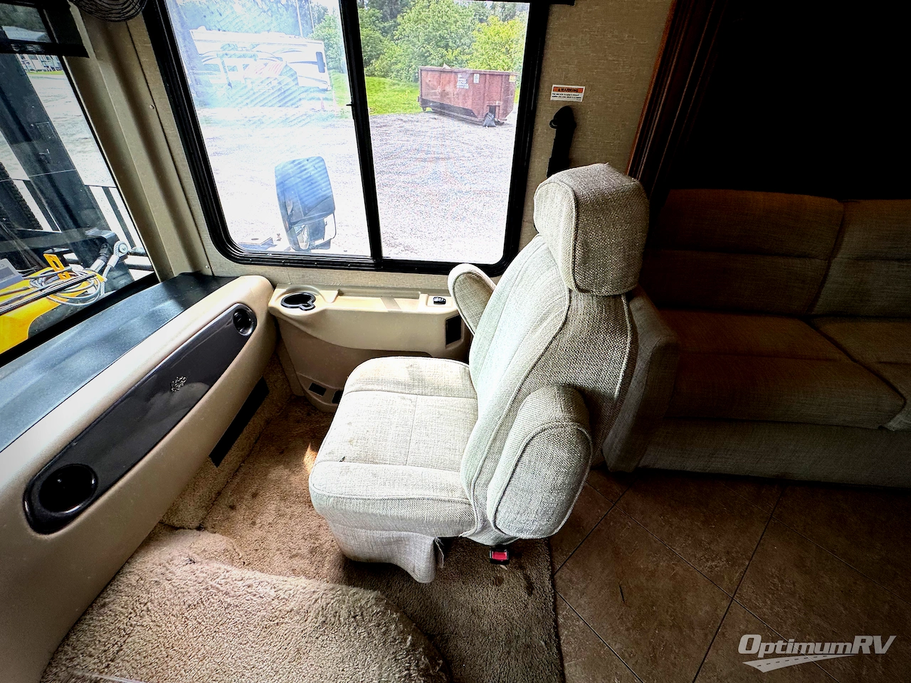 2015 Holiday Rambler Vacationer 36DBT Photo 9