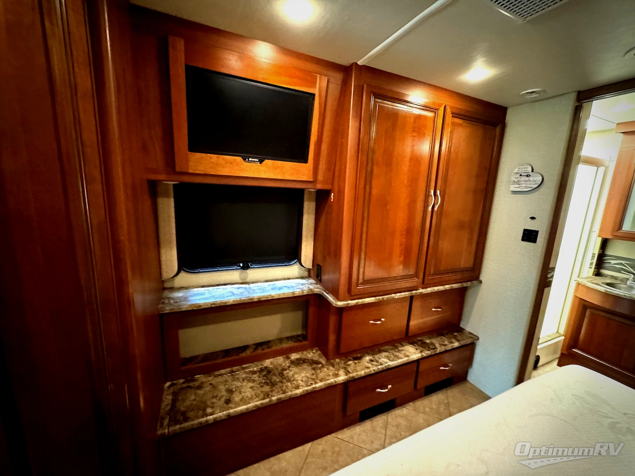 2015 Holiday Rambler Vacationer 36DBT Photo 21