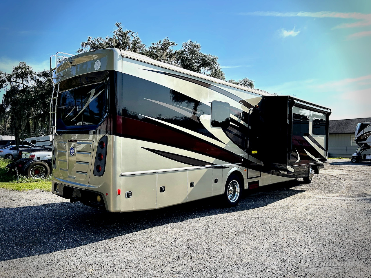 2015 Holiday Rambler Vacationer 36DBT Photo 2