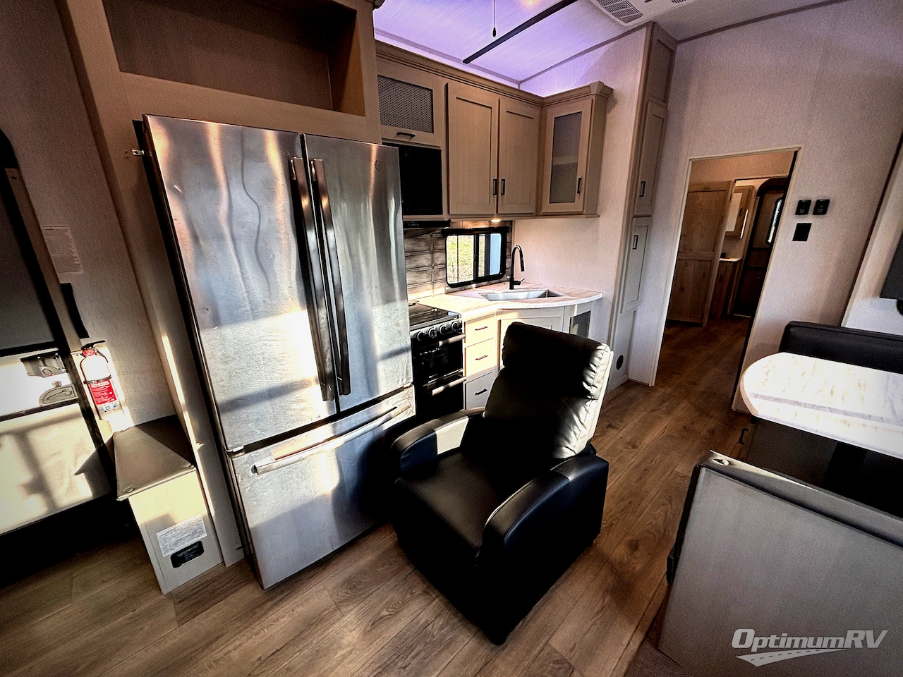 2023 Forest River Salem Hemisphere 356QB Photo 5