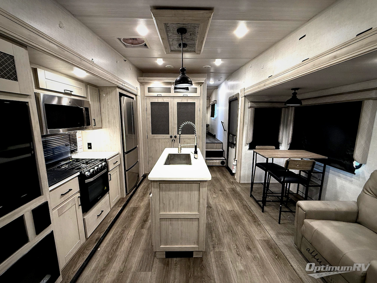 2022 East To West Tandara 285RL Photo 5