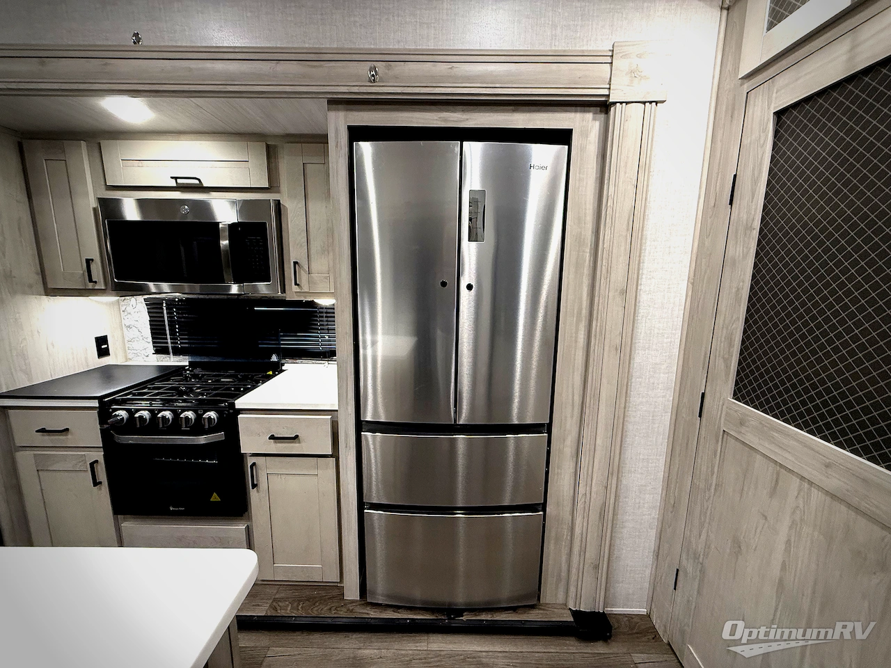 2022 East To West Tandara 285RL Photo 16