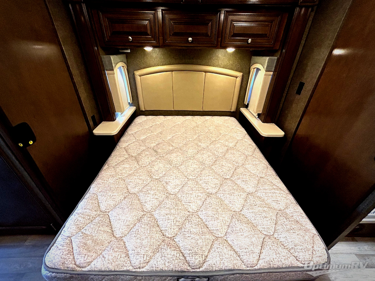 2017 Thor Miramar 34.1 Photo 16