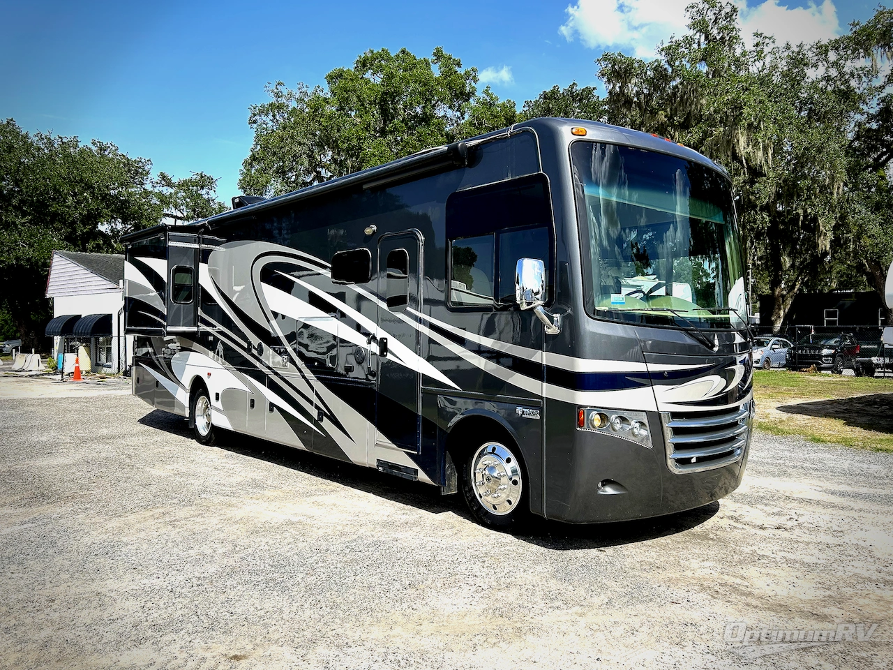 2017 Thor Miramar 34.1 Photo 1