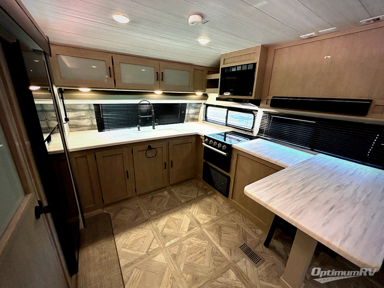 2024 Forest River Wildwood 28FKG Photo 5