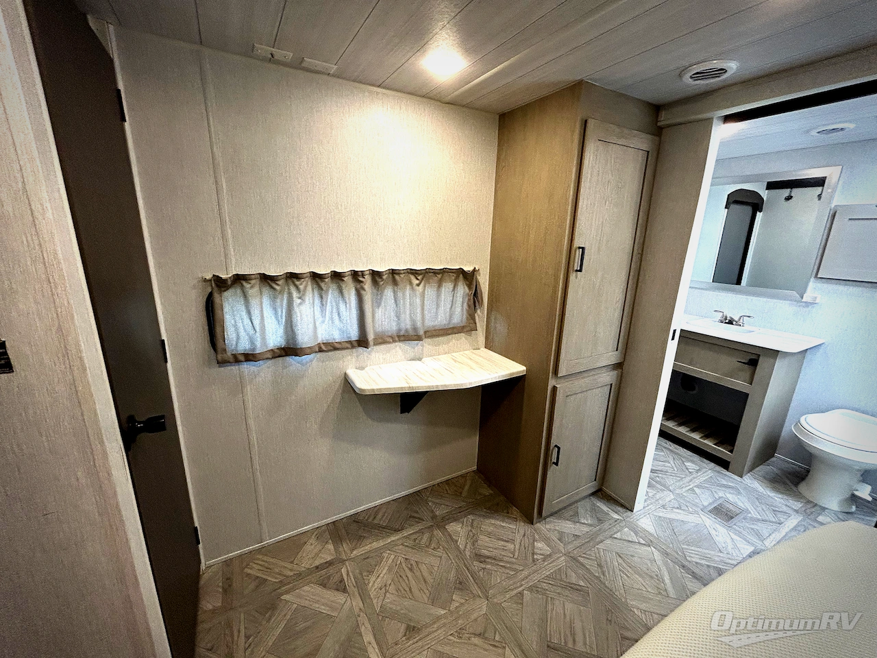 2024 Forest River Wildwood 28FKG Photo 12