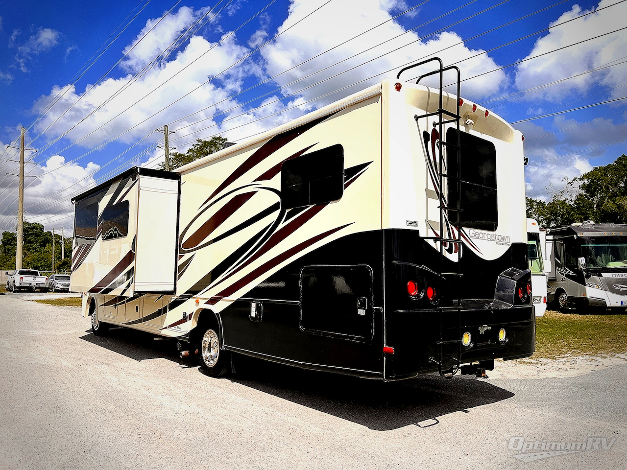 2014 Forest River Georgetown 351DSF Photo 3