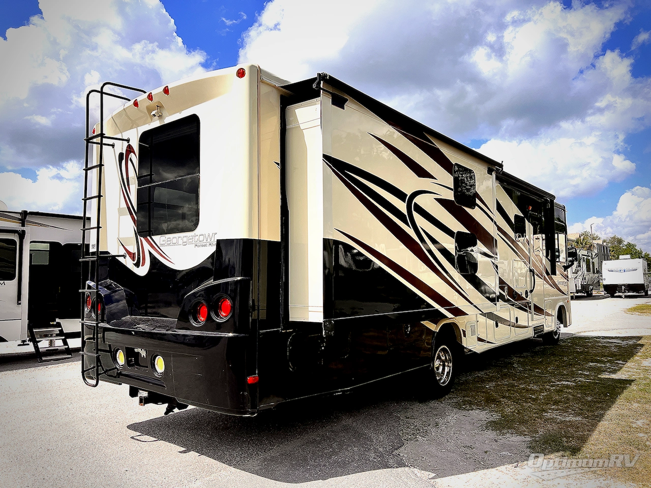 2014 Forest River Georgetown 351DSF Photo 2