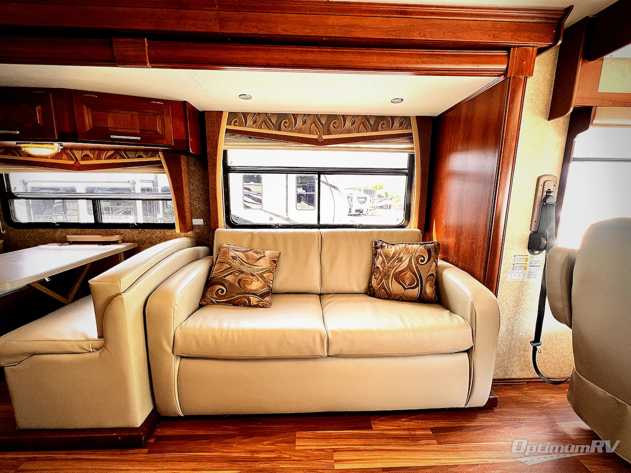 2014 Forest River Georgetown 351DSF Photo 8