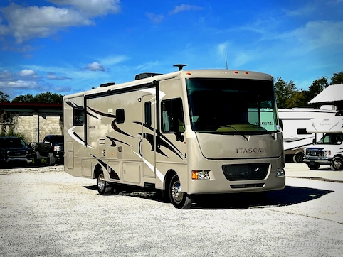 Used 2014 Winnebago Sunstar 31KE Featured Photo