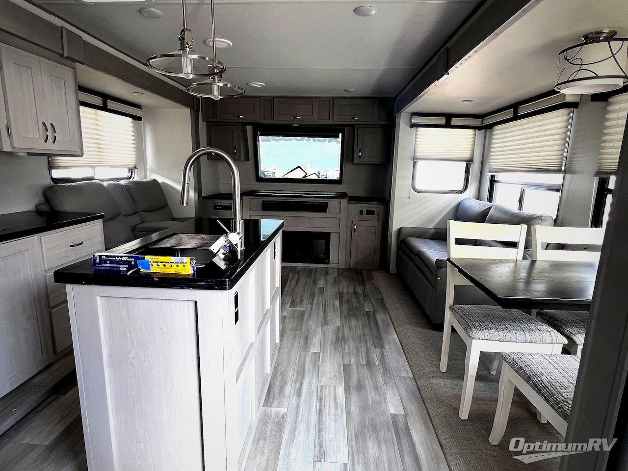 2023 Prime Time LaCrosse 3375FE Photo 4