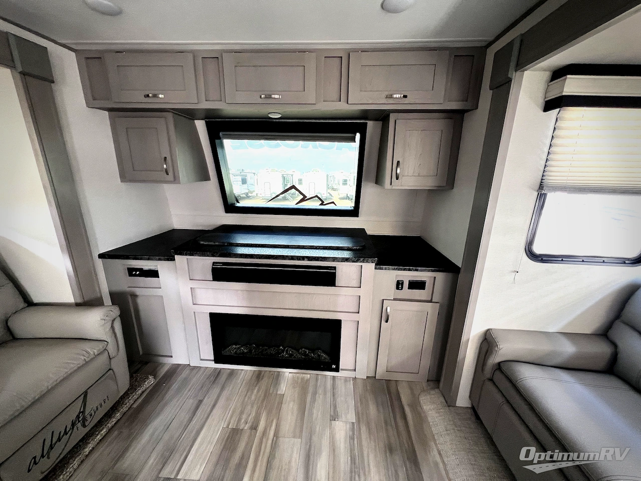 2023 Prime Time LaCrosse 3375FE Photo 14