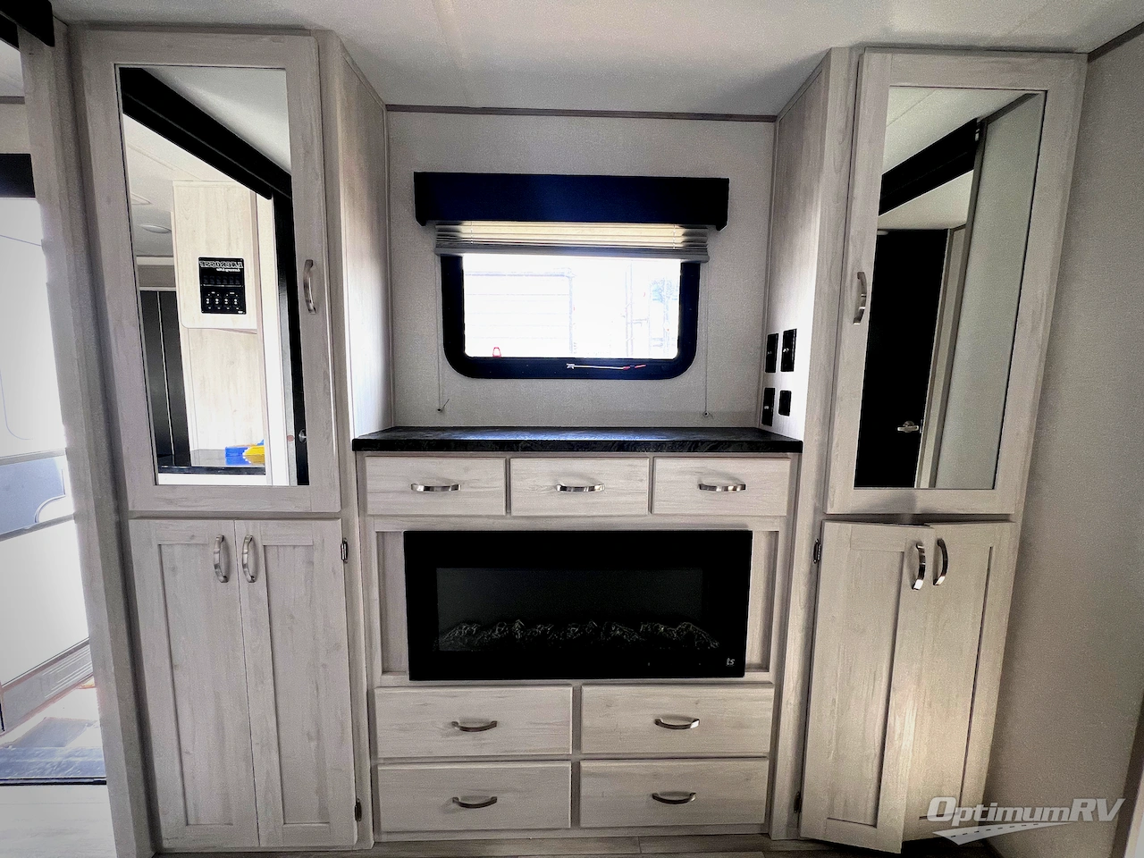 2023 Prime Time LaCrosse 3375FE Photo 17