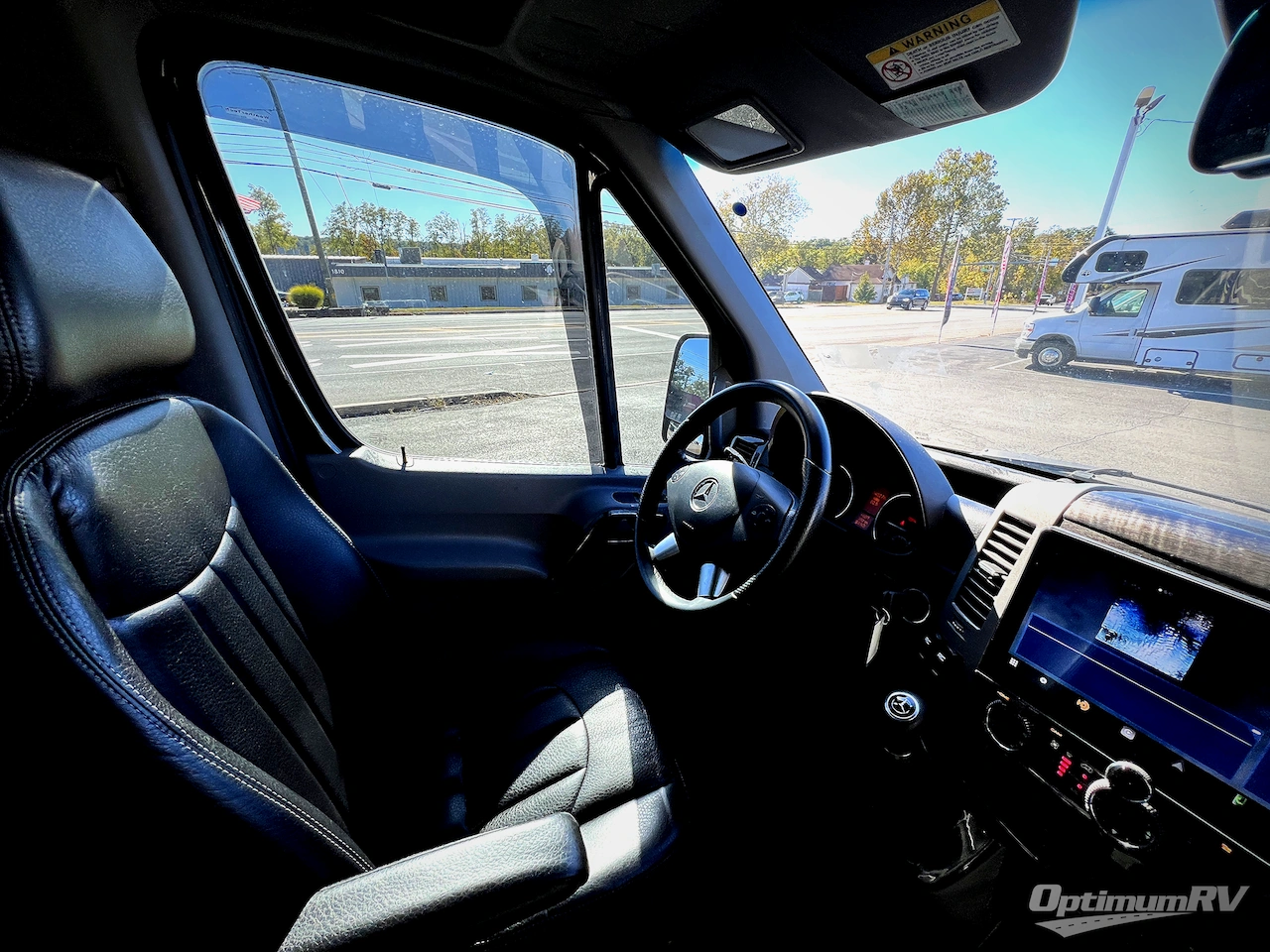 2018 Airstream Interstate Grand Tour EXT Std. Model Photo 7