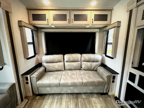 2023 East To West Tandara 385MB RV Photo 2