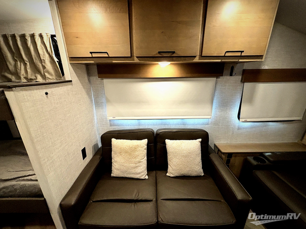 2022 Ember Overland Series 170MBH Photo 10