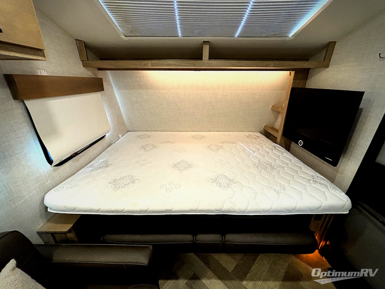 2022 Ember Overland Series 170MBH Photo 8