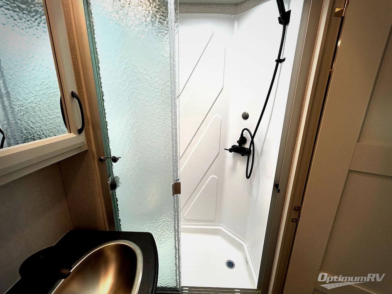 2025 Holiday Rambler Admiral 29M Photo 16