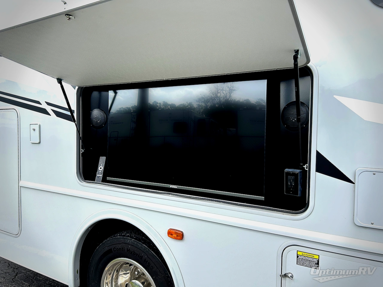 2025 Holiday Rambler Admiral 29M Photo 20
