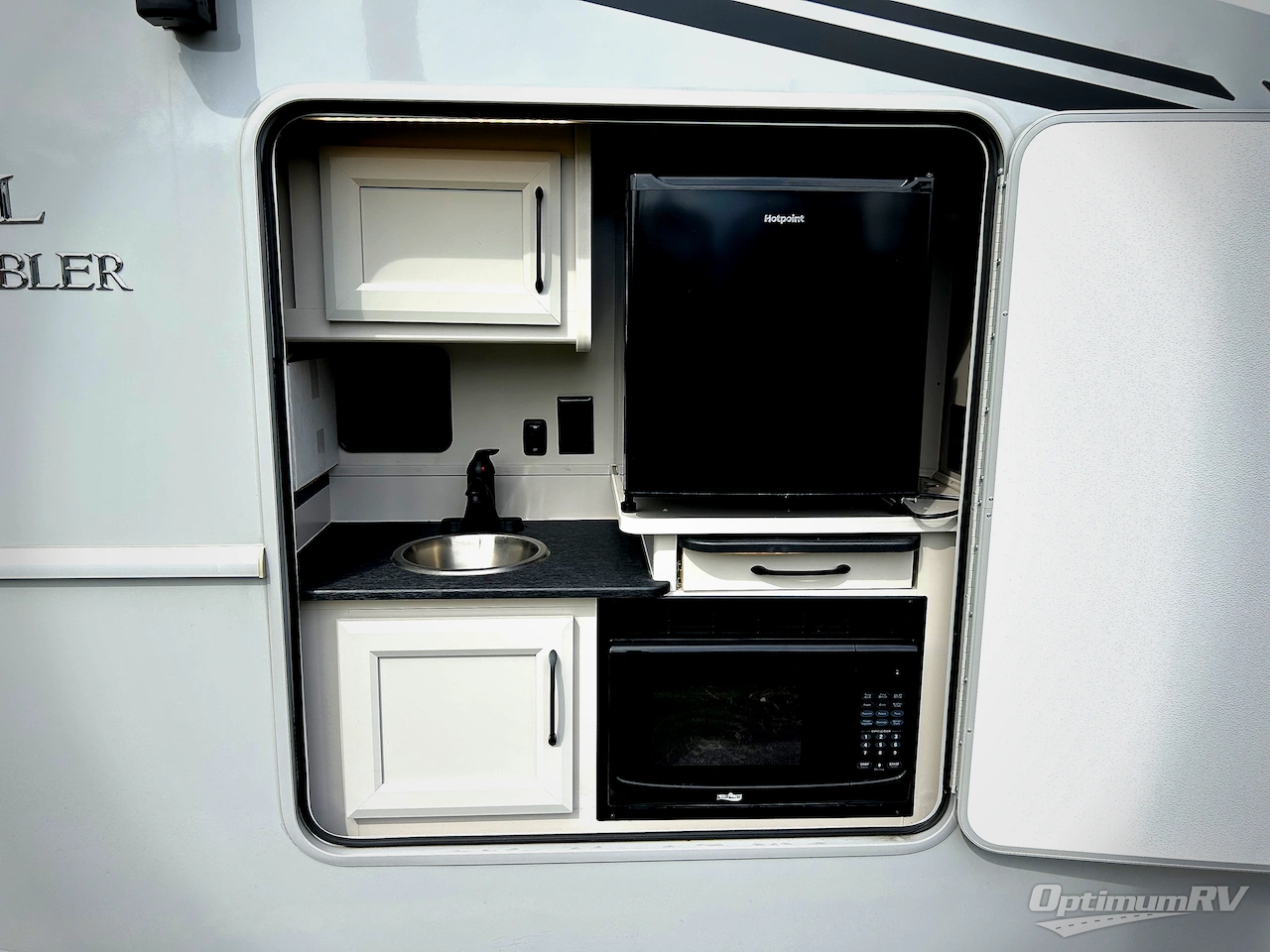 2025 Holiday Rambler Admiral 29M Photo 21
