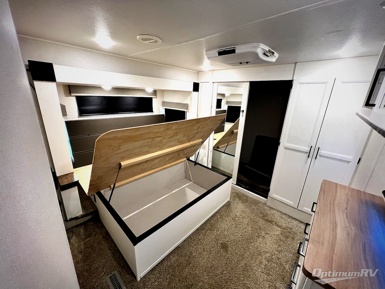 2022 Prime Time Crusader 395BHL Photo 21