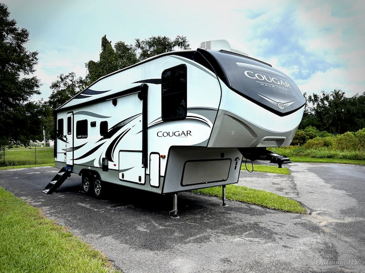 2021 Keystone Cougar Half-Ton 24RDS RV Photo 1